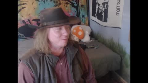 Snapshot of mr_strawberry chatting on 02/17/26, 11:00 mr_strawberry online show from 02/17/26, 11:00