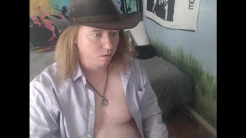 Snapshot of mr_strawberry chatting on 03/23/26, 02:54 mr_strawberry online show from 03/23/26, 02:54