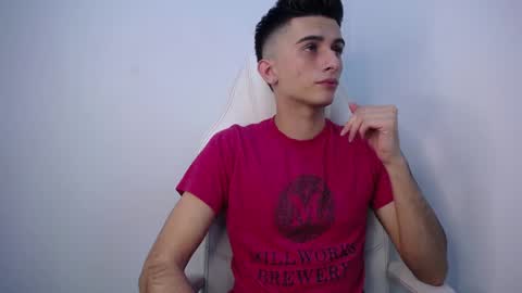 Snapshot of mr_williseo chatting on 12/07/24, 08:16 williseo online show from 12/07/24, 08:16