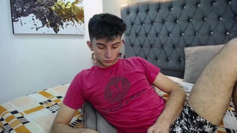 Snapshot of mr_williseo chatting on 12/26/24, 10:41 williseo online show from 12/26/24, 10:41