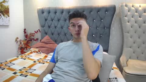 Snapshot of mr_williseo chatting on 01/07/25, 10:30 williseo online show from 01/07/25, 10:30