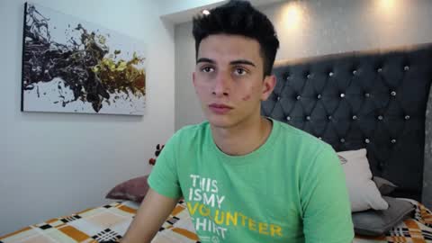 Snapshot of mr_williseo chatting on 01/20/25, 01:50 williseo online show from 01/20/25, 01:50