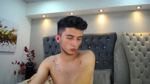 Snapshot of mr_williseo chatting on 02/03/25, 02:03 williseo online show from 02/03/25, 02:03