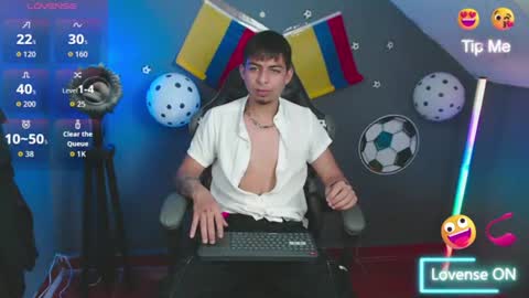 Snapshot of mralpha_latino chatting on 06/17/26, 06:16 Alpha LATINO online show from 06/17/26, 06:16