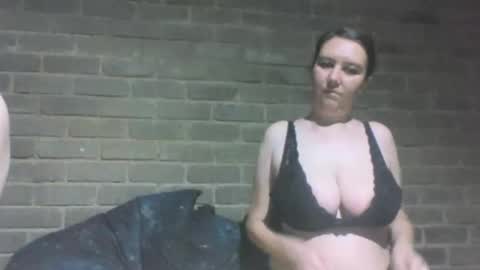 Mr And Mrs Cumalot online show from 10/17/25, 05:15