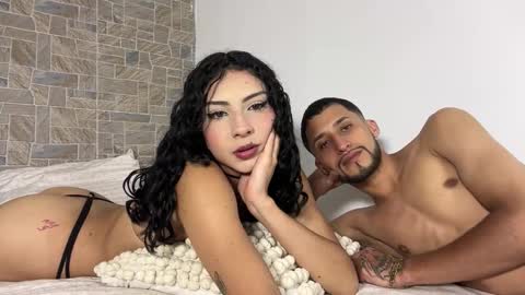 Snapshot of mrandmrsrivas chatting on 11/11/25, 04:45 mrandmrsrivas online show from 11/11/25, 04:45