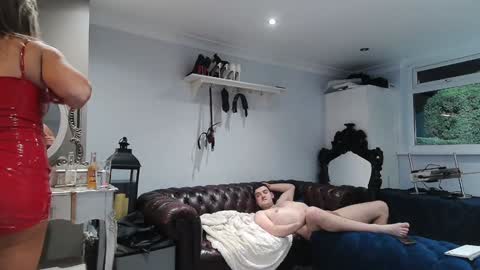 Snapshot of mrandmrsvanilla chatting on 12/07/24, 01:36 mr and mrs vanilla online show from 12/07/24, 01:36