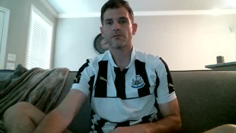 MrAsstastix online show from 11/22/25, 07:13