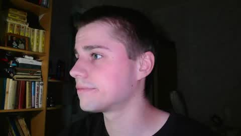 Snapshot of mrbepsik chatting on 04/12/26, 07:52 Mr Roman online show from 04/12/26, 07:52