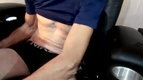 mrbiggirth69 online show from 04/02/26, 09:18