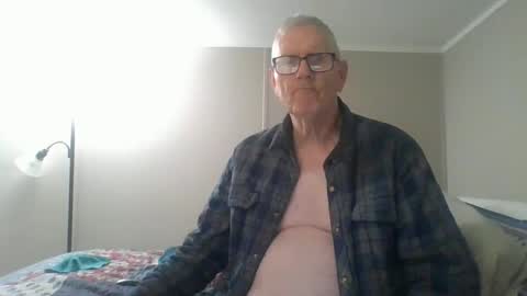 Snapshot of mrbill55 chatting on 02/09/25, 04:07 mrbill55 online show from 02/09/25, 04:07