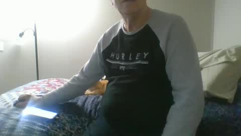 Snapshot of mrbill55 chatting on 02/23/25, 12:19 mrbill55 online show from 02/23/25, 12:19