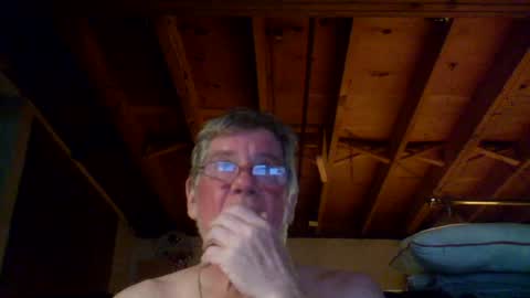 Snapshot of mrblade666 chatting on 07/02/26, 01:05 mrblade666 online show from 07/02/26, 01:05