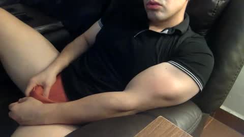 Snapshot of mrbree chatting on 04/11/26, 12:15 Mr Bree online show from 04/11/26, 12:15