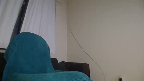 Snapshot of mrbrown_strong chatting on 04/04/26, 10:18 mr brown online show from 04/04/26, 10:18