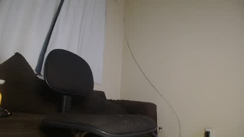 Snapshot of mrbrown_strong chatting on 04/07/26, 09:48 mr brown online show from 04/07/26, 09:48