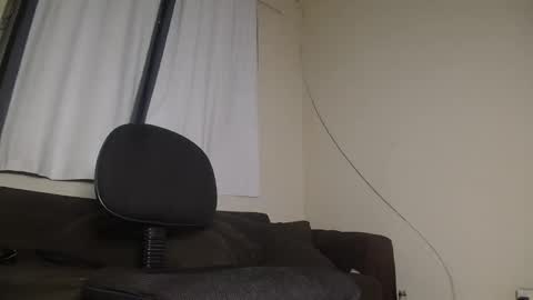 Snapshot of mrbrown_strong chatting on 04/09/26, 12:32 mr brown online show from 04/09/26, 12:32