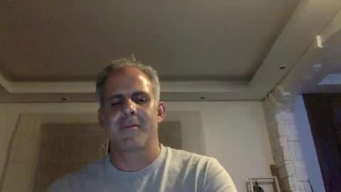 Snapshot of mrbulgez chatting on 04/17/26, 05:10 mrbulgez online show from 04/17/26, 05:10