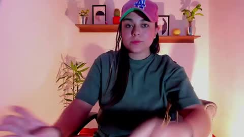 Snapshot of mrbuu_ chatting on 01/24/25, 04:16 Laura online show from 01/24/25, 04:16