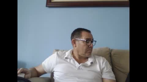 Snapshot of mrcaruso chatting on 10/12/25, 03:44 Mrcaruso online show from 10/12/25, 03:44