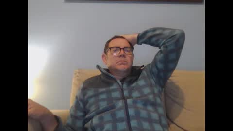 Snapshot of mrcaruso chatting on 11/28/25, 07:00 Mrcaruso online show from 11/28/25, 07:00