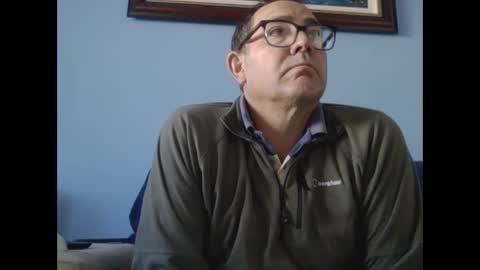 Snapshot of mrcaruso chatting on 12/01/25, 01:49 Mrcaruso online show from 12/01/25, 01:49