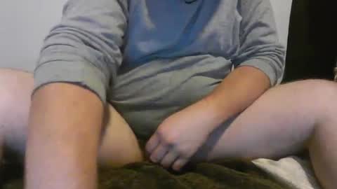 Snapshot of mrchico911 chatting on 05/15/26, 01:34 mrchico911 online show from 05/15/26, 01:34
