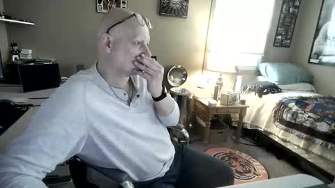 Snapshot of mrclean_55 chatting on 01/08/26, 05:15 MrClean55 online show from 01/08/26, 05:15