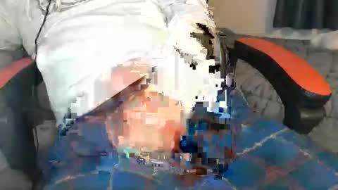 Snapshot of mrcraig40 chatting on 01/18/26, 03:54 mrcraig40 online show from 01/18/26, 03:54
