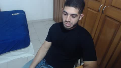 Snapshot of mrcum24 chatting on 01/14/25, 03:32 Will online show from 01/14/25, 03:32