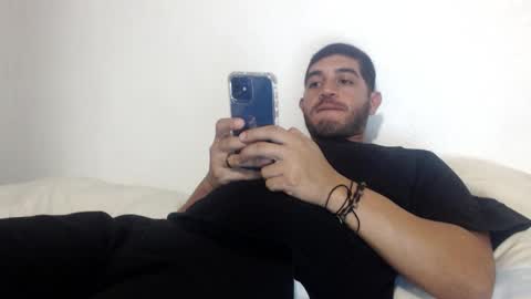 Snapshot of mrcum24 chatting on 09/17/25, 02:13 Will online show from 09/17/25, 02:13