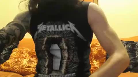 I am  online show from 02/01/25, 01:02