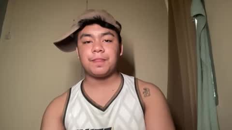 Snapshot of mrdesirexxx chatting on 04/21/26, 02:15 MrDesireexxx online show from 04/21/26, 02:15