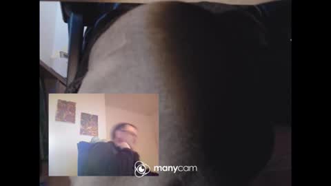 Snapshot of mrduplo1975 chatting on 04/12/26, 11:37 MrJohnsen1975 online show from 04/12/26, 11:37