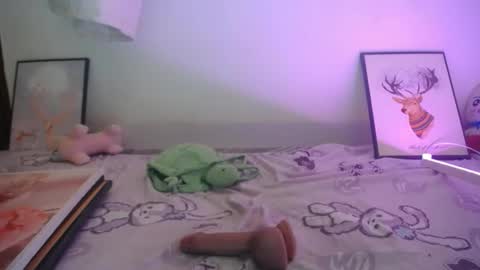 Snapshot of mreme_miuu chatting on 03/31/26, 08:15 Miuu online show from 03/31/26, 08:15