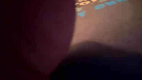 Snapshot of mreric_210 chatting on 09/19/25, 10:21 mreric_210 online show from 09/19/25, 10:21