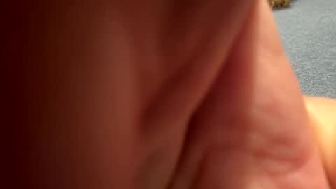 Snapshot of mreric_210 chatting on 10/04/25, 09:18 mreric_210 online show from 10/04/25, 09:18