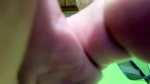 Snapshot of mreric_210 chatting on 10/23/25, 07:51 mreric_210 online show from 10/23/25, 07:51