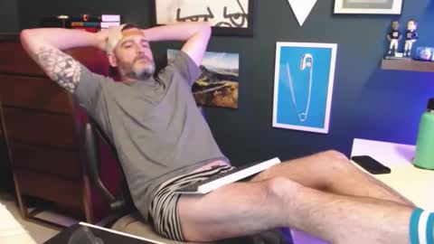 mrexhibits online show from 02/09/25, 01:25