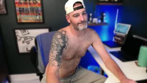 mrexhibits online show from 10/06/25, 02:20