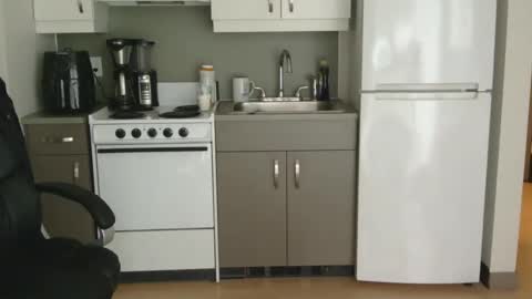 Snapshot of mrf388 chatting on 03/15/26, 11:22 IwantU2WatchME online show from 03/15/26, 11:22