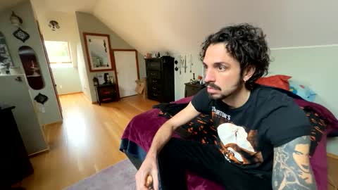 mrfanceypants online show from 11/18/25, 07:51