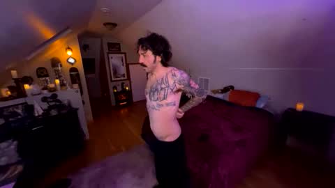 Snapshot of mrfanceypants chatting on 01/19/26, 08:07 mrfanceypants online show from 01/19/26, 08:07