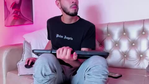 Snapshot of mrfranco_vc chatting on 03/28/26, 01:33 Andy online show from 03/28/26, 01:33