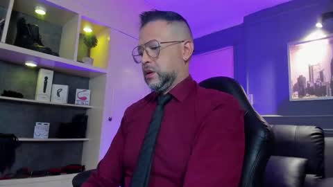 Snapshot of mrfrank_tattoo chatting on 01/06/26, 11:36 MrFrank. online show from 01/06/26, 11:36