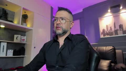Snapshot of mrfrank_tattoo chatting on 02/09/26, 10:30 MrFrank. online show from 02/09/26, 10:30