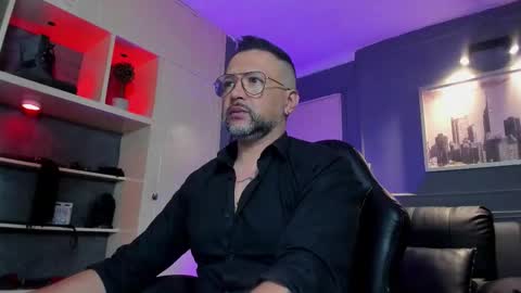 Snapshot of mrfrank_tattoo chatting on 02/22/26, 10:36 MrFrank. online show from 02/22/26, 10:36