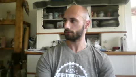 mrga591904 online show from 06/28/26, 09:04