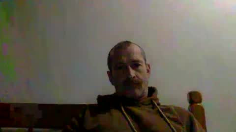 Snapshot of mrgoodkat79 chatting on 12/18/24, 08:31 mrgoodkat79 online show from 12/18/24, 08:31