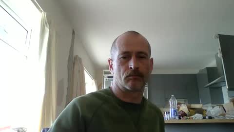 Snapshot of mrgoodkat79 chatting on 03/05/25, 12:00 mrgoodkat79 online show from 03/05/25, 12:00